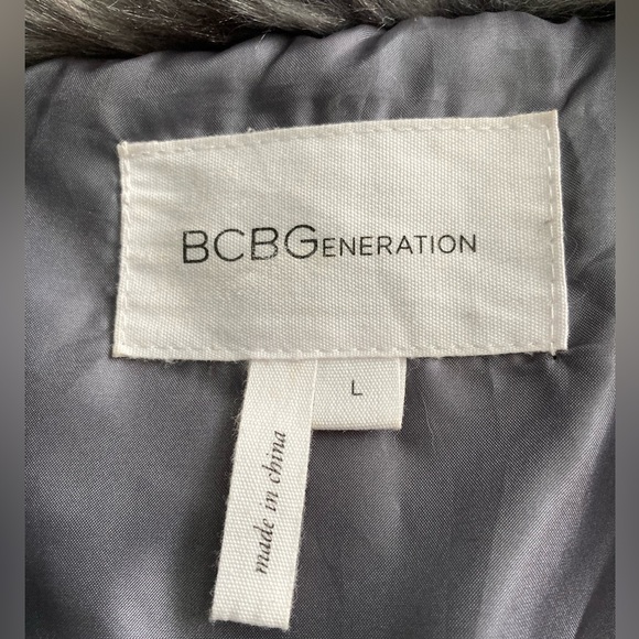 BCBGeneration faux fur vest size L - Picture 2 of 5